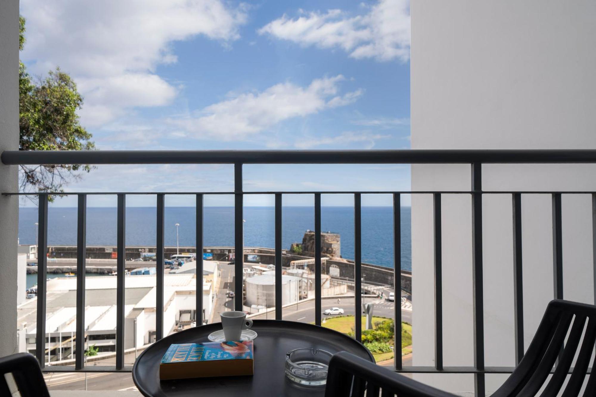 Sea Front - Princesa D. Amélia Apartamento